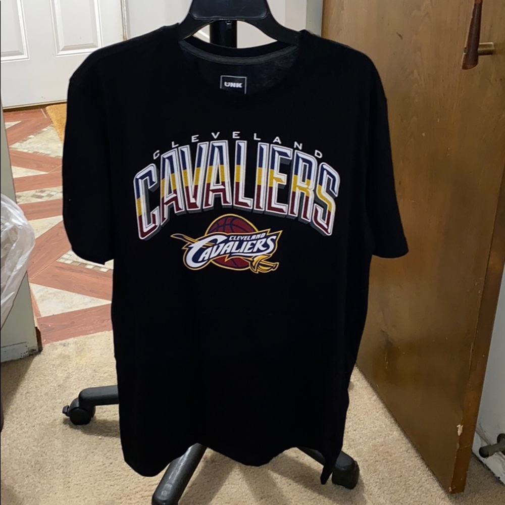 Cleveland Cavaliers black T-shirt